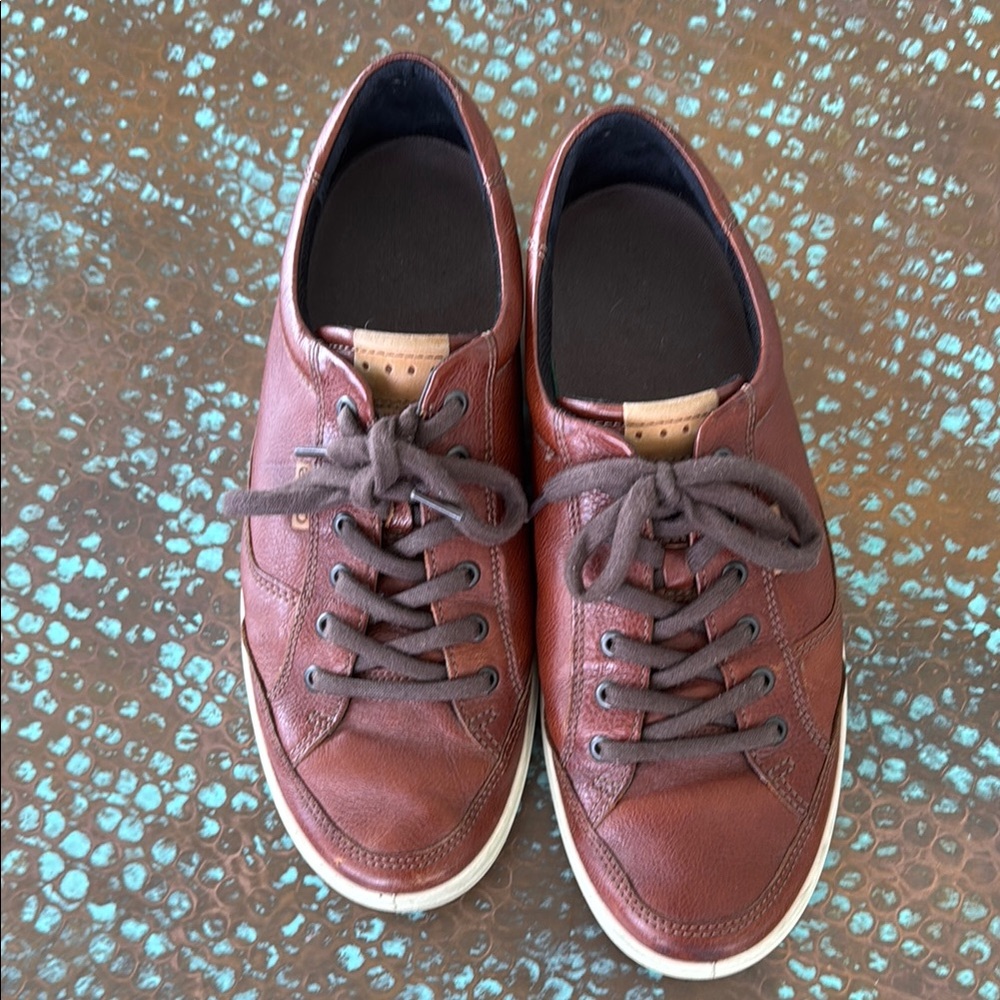 Men’s Ecco Shoes